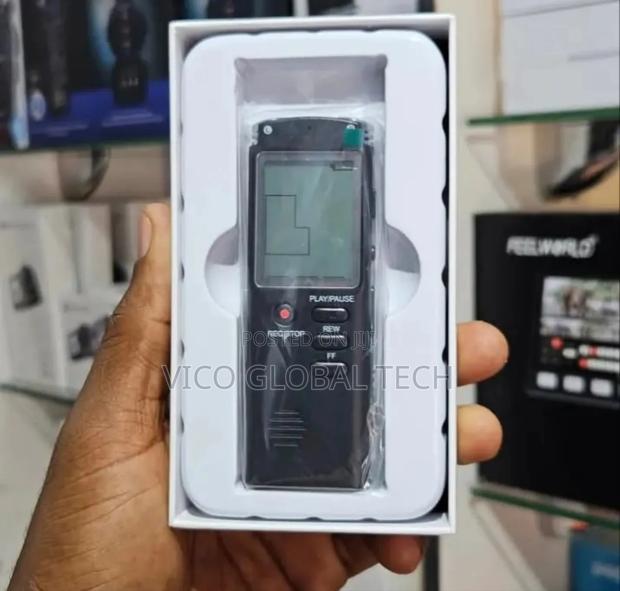 Digital Voice Recorder · Photo 1