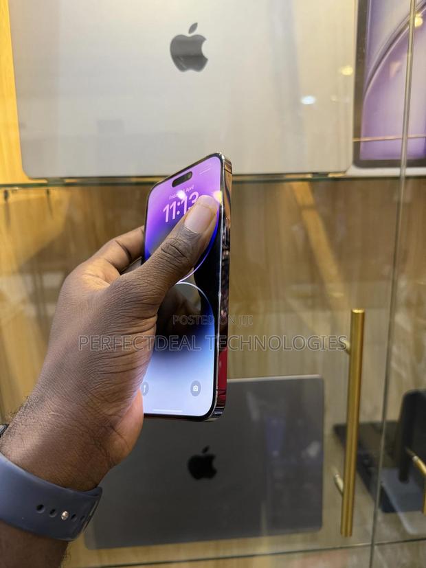 New Apple iPhone 14 Pro Max 256 GB Purple photo 4