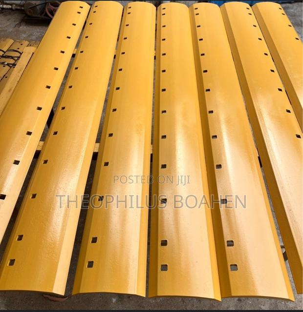 Grader Blades(15 Holes) · Photo 4