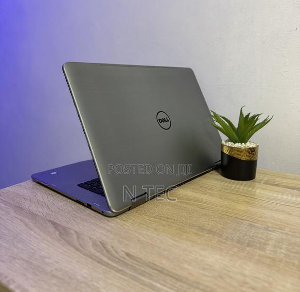 Laptop Dell Inspiron 17 7779 16GB Intel Core I5 HDD+SSD 256GB · Photo 4