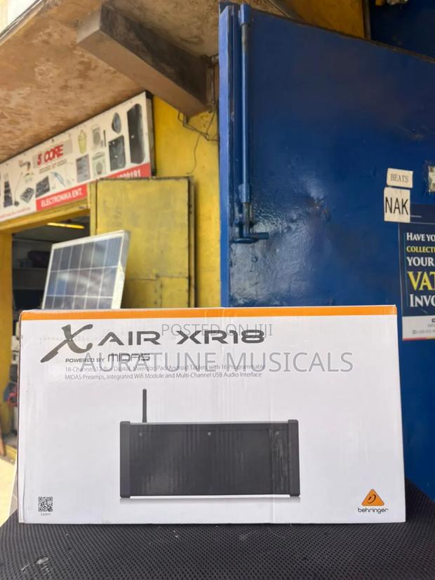 Behringer X Air Xr18 Digital Mixer · Photo 4