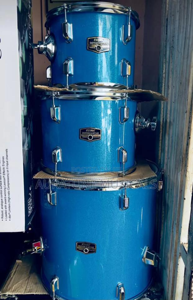 Tama Imperial Star 5-Piece Drumset With Cymbals · Photo 2