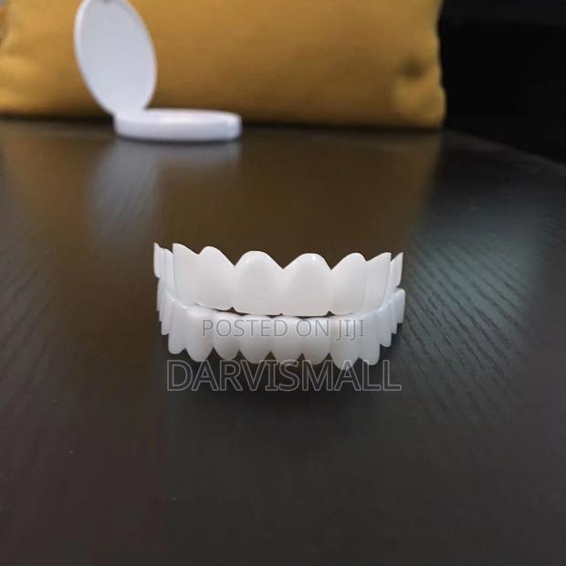 Fake Veneers Teeth photo 3