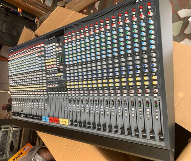 Allen And Heath Gl2400 32channel Professional Mixer · Photo 4