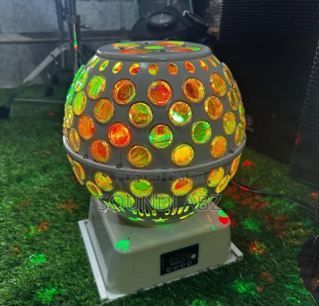 Crystal Magic Ball Led Party Light · Photo 2