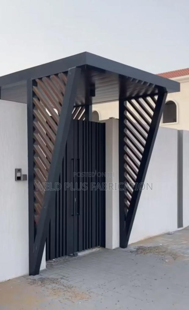 Door Entrance Shade · Photo 2