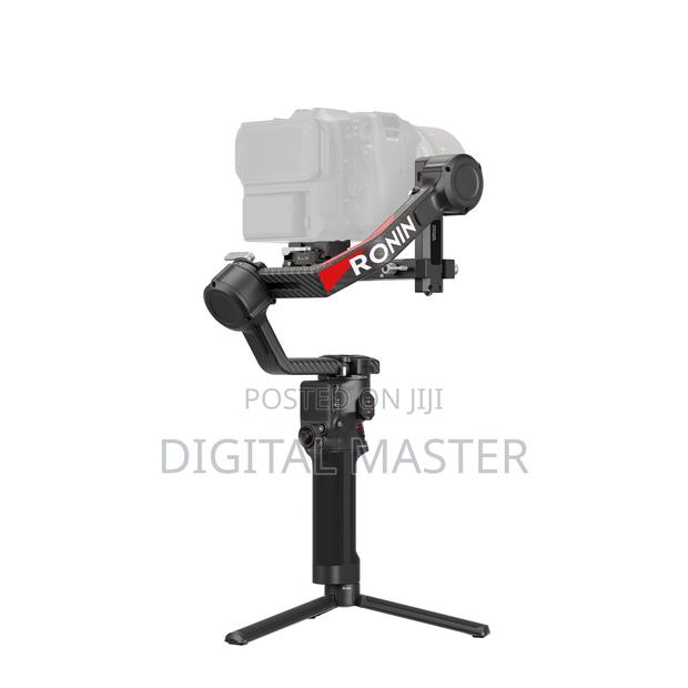 Dji Rs 4 Pro Gimbal Stabilizer · Photo 3