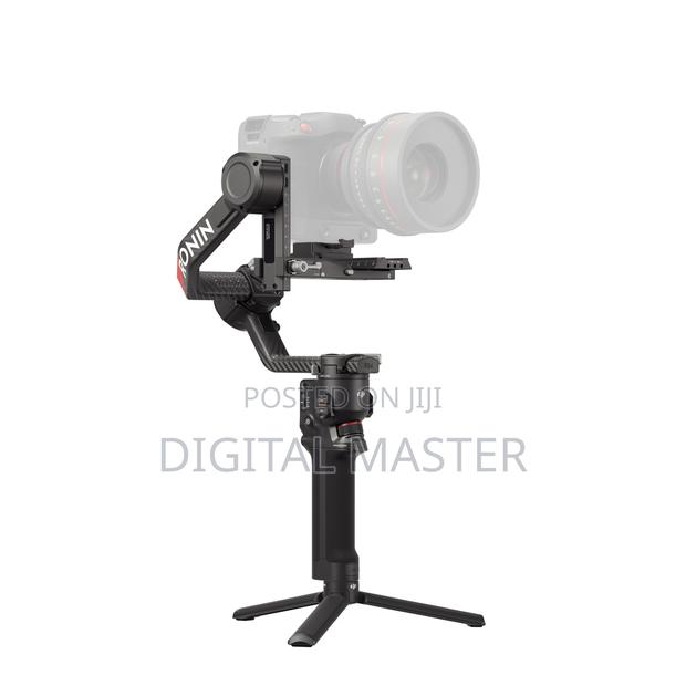 Dji Rs 4 Pro Gimbal Stabilizer · Photo 4