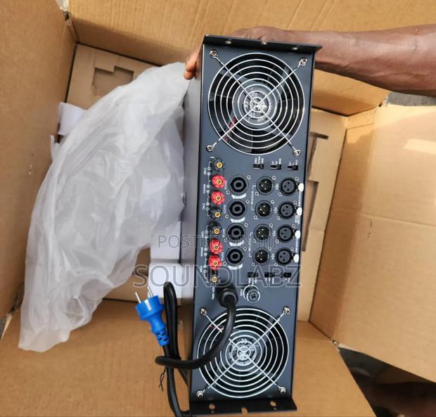Ev/Yamaha 4channel Amplifier · Photo 4