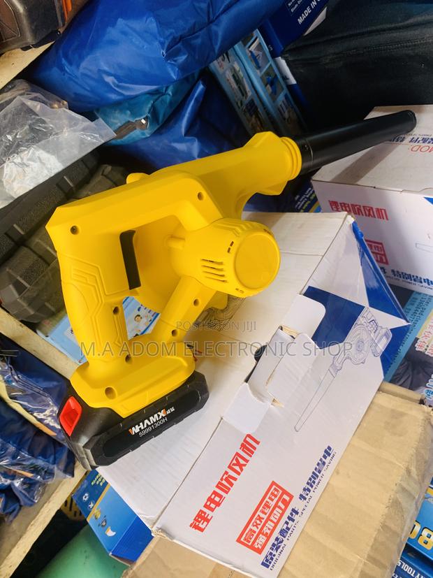 Cordless Blower · Photo 4