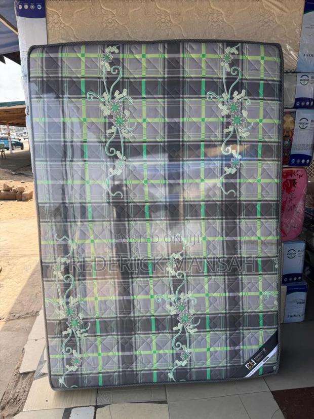 8inches Double Mattress for Sale · Photo 2