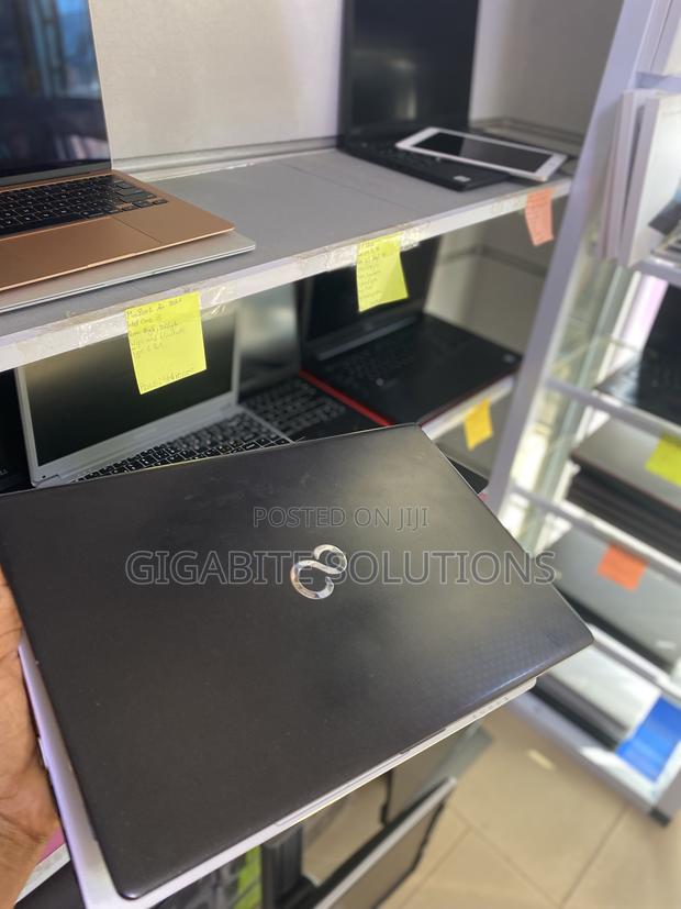 Laptop Fujitsu Lifebook S937 8GB Intel Core I7 SSD 256GB photo 2