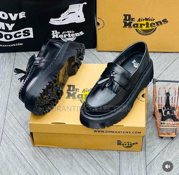 Dr Martens Marble Platform Loafers · Photo 4