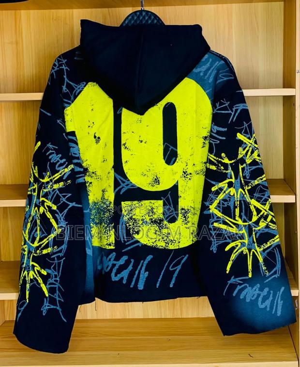 High Quality Zip Crop Hoodies in Stock