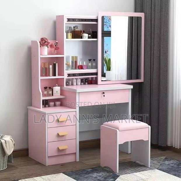 Dressing Locker · Photo 1