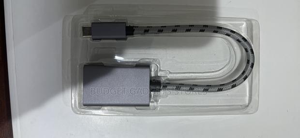 Usb-C to Hdmi Adapter · Photo 3