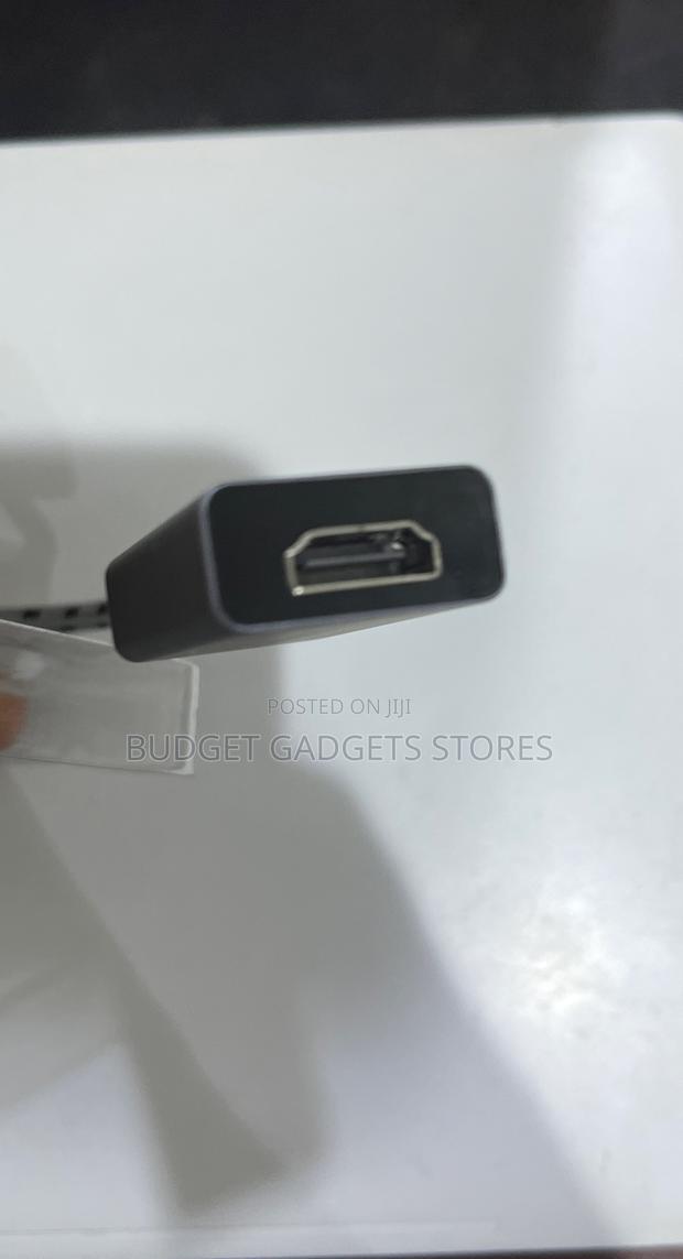 Usb-C to Hdmi Adapter · Photo 4