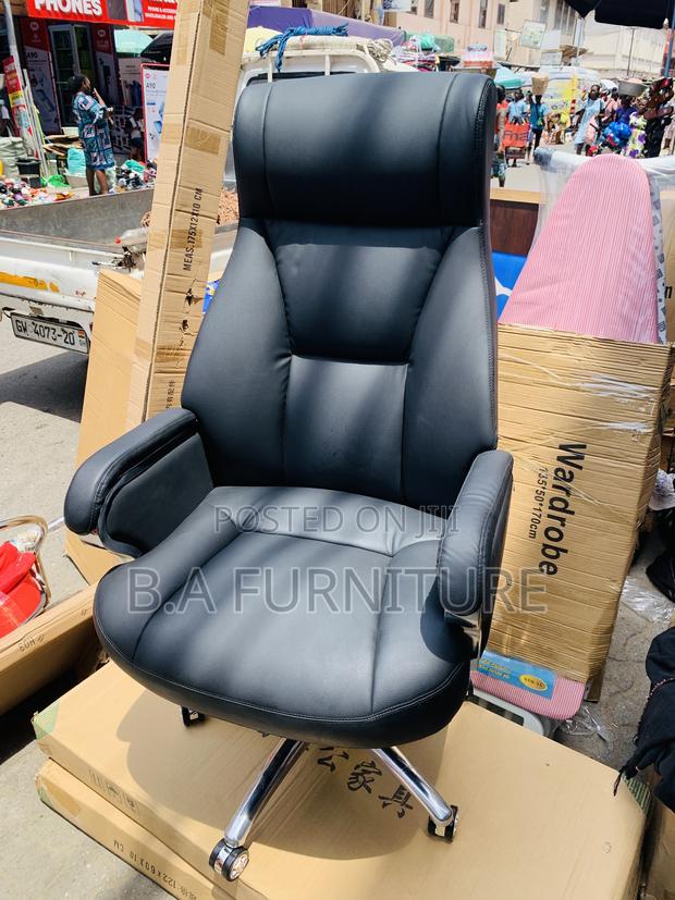 Office Chair- Executive High Back · Photo 4