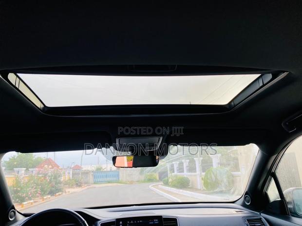 Honda Passport Touring AWD 2020 Black photo 8