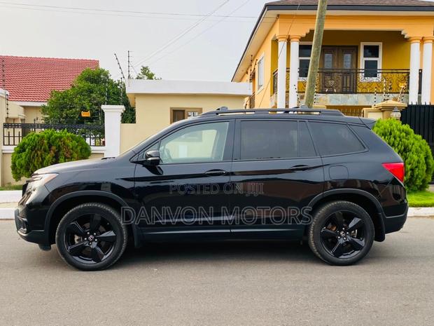 Honda Passport Touring AWD 2020 Black photo 7