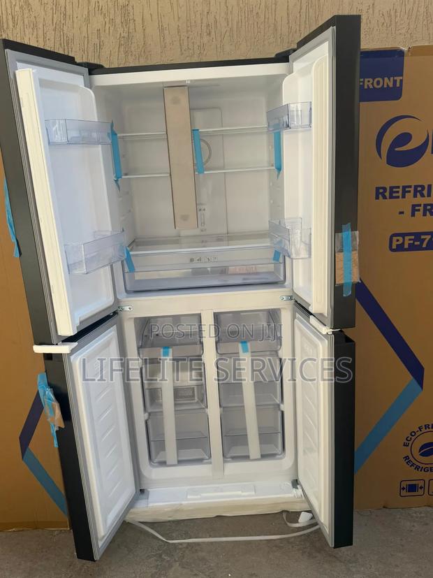 4/ French Door Refrigerator Pearl 363 Litres
