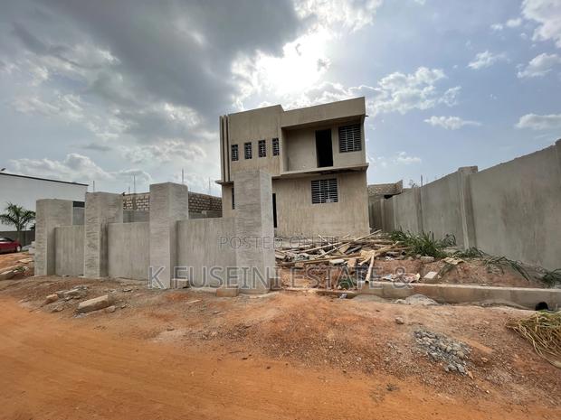 4bdrm House in K Fuseini Estate, Kumasi Metropolitan for sale photo 8