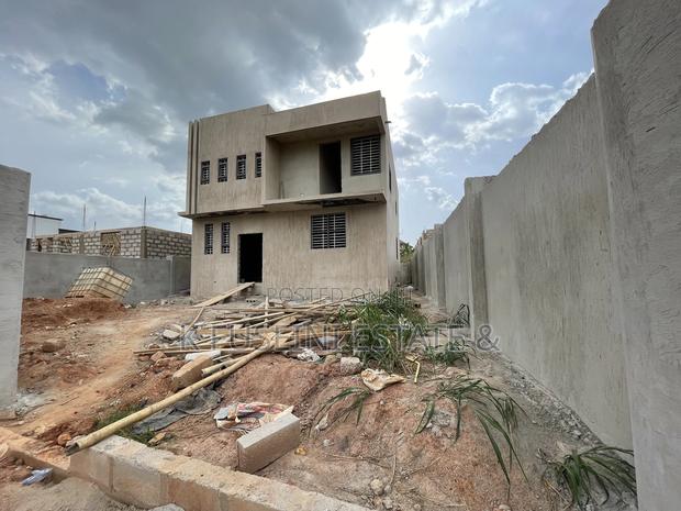 4bdrm House in K Fuseini Estate, Kumasi Metropolitan for sale photo 7