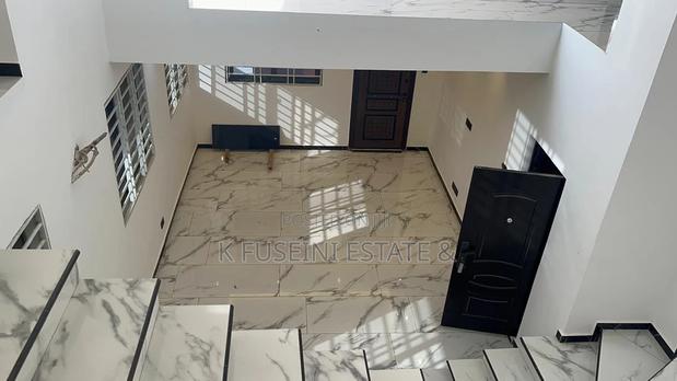 4bdrm House in K Fuseini Estate, Kumasi Metropolitan for sale photo 4