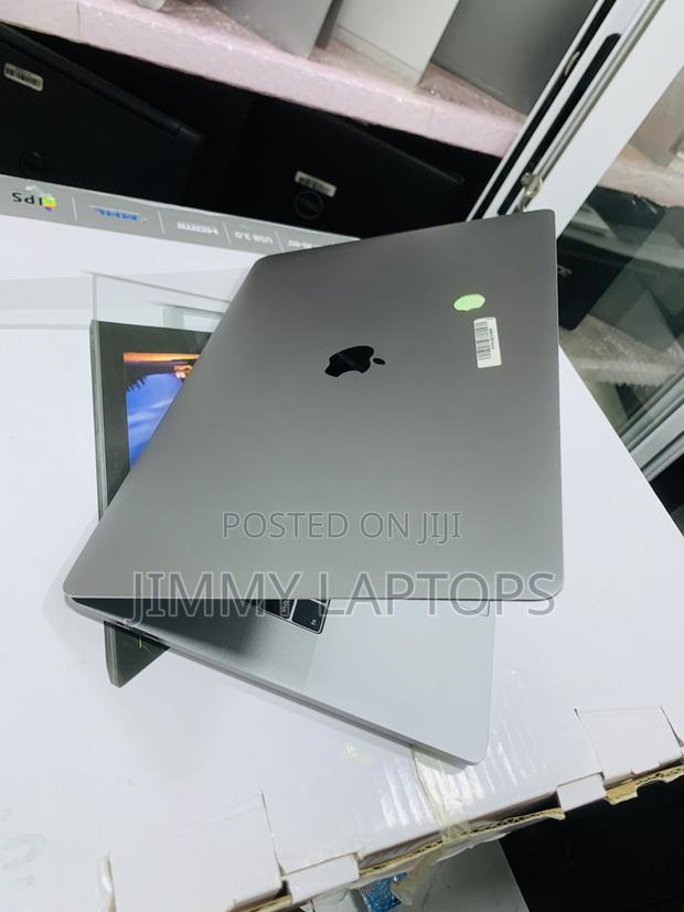 Laptop Apple MacBook Pro 2019 16GB Intel Core I7 SSD 512GB photo 5