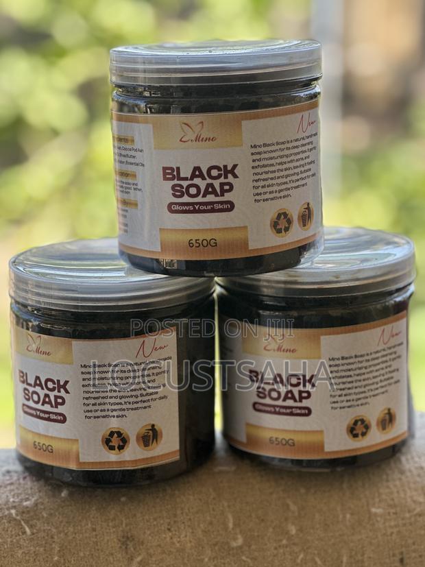 Mino Black Soap · Photo 2