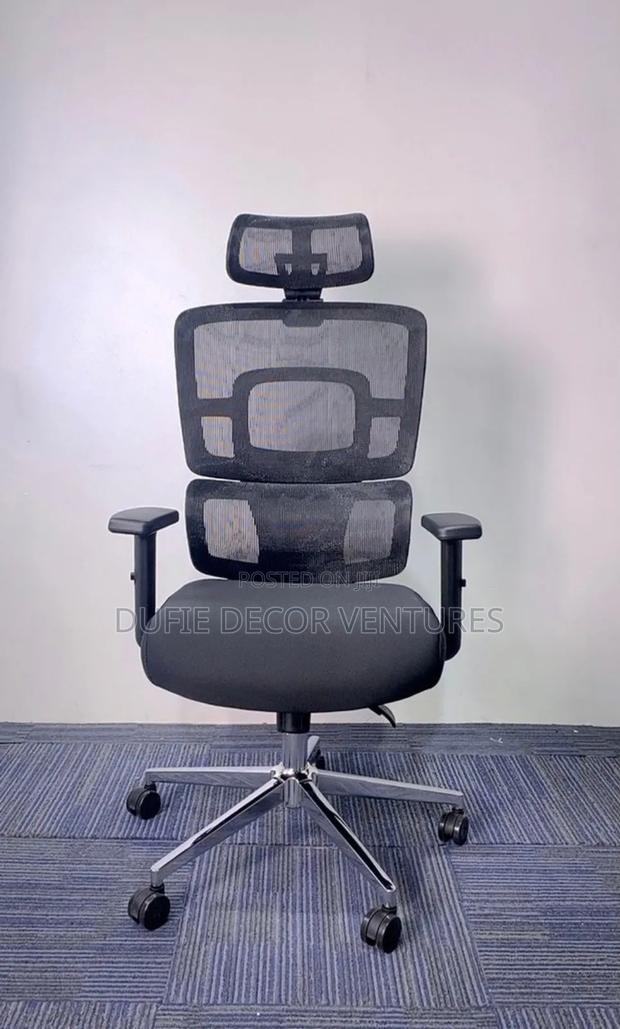 Orthopedic Swivel C · Photo 1