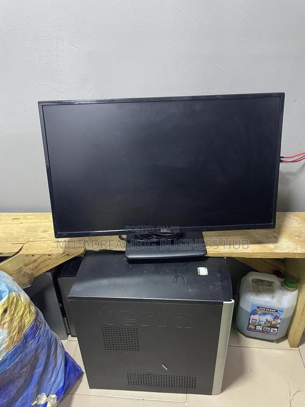 Dell 27inchs Ips Monitor photo 4