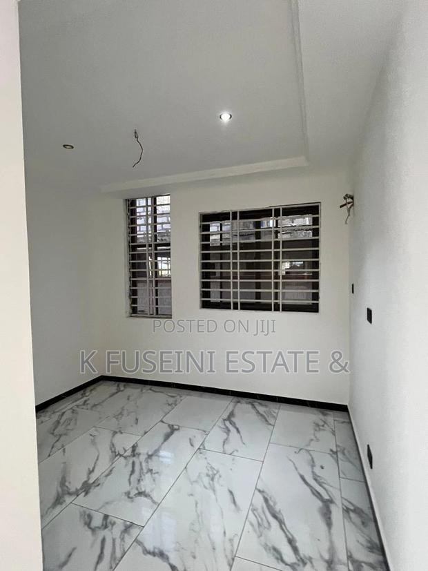 5bdrm House in K Fuseini Estate, Kumasi Metropolitan for sale photo 5