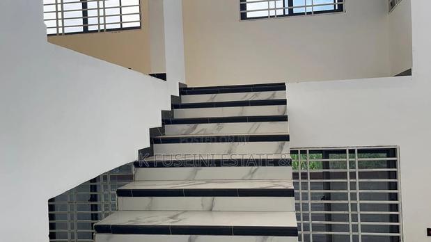 5bdrm House in K Fuseini Estate, Kumasi Metropolitan for sale photo 9
