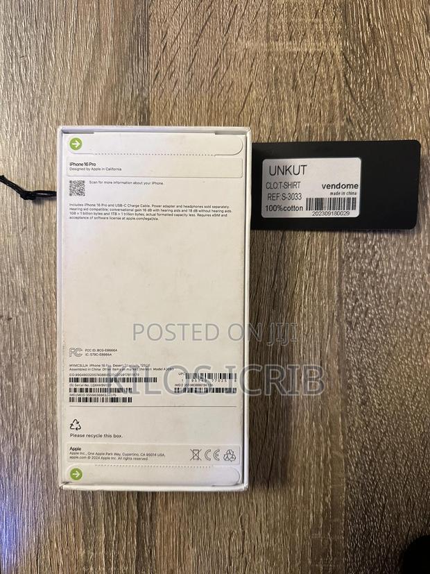 New Apple iPhone 16 Pro 128 GB Gold photo 2