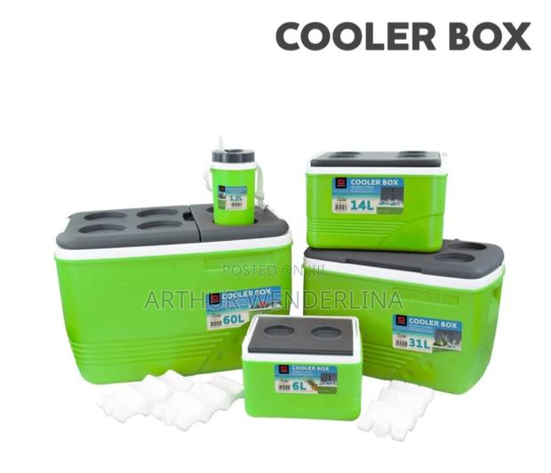 Ice Chest Cooler Box · Photo 1