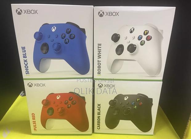 Xbox Series X Controller / Gamepad · Photo 2