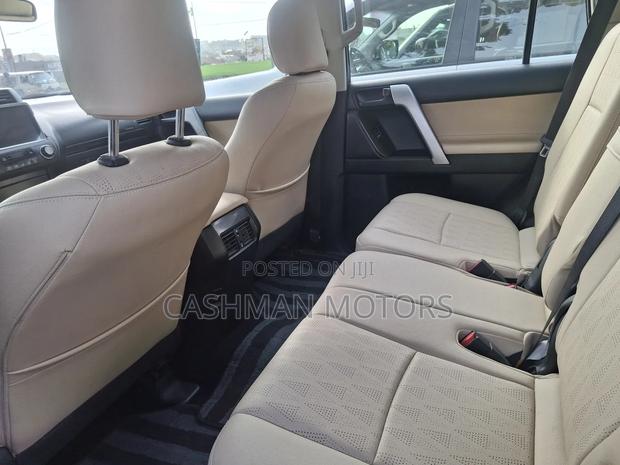 Toyota Land Cruiser Prado 2.8 2017 Black