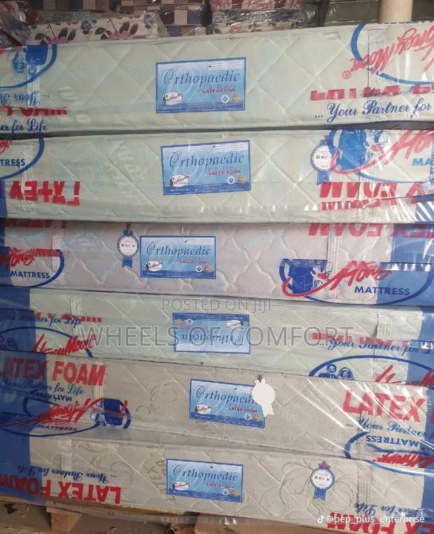 Orthopaedic Latex Foam Mattress · Photo 2