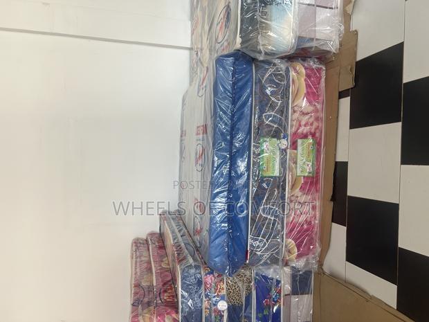 High Density Mattresses Polyester 10inches · Photo 4