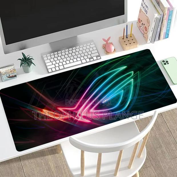 Extra Large RGB Mouse Pad. · Photo 2