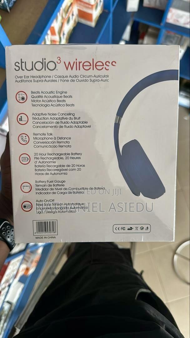 Beats Solo 3 Wireless Headphone photo 3