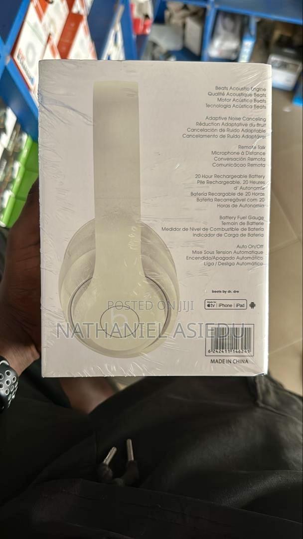 Beats Solo Headset photo 2