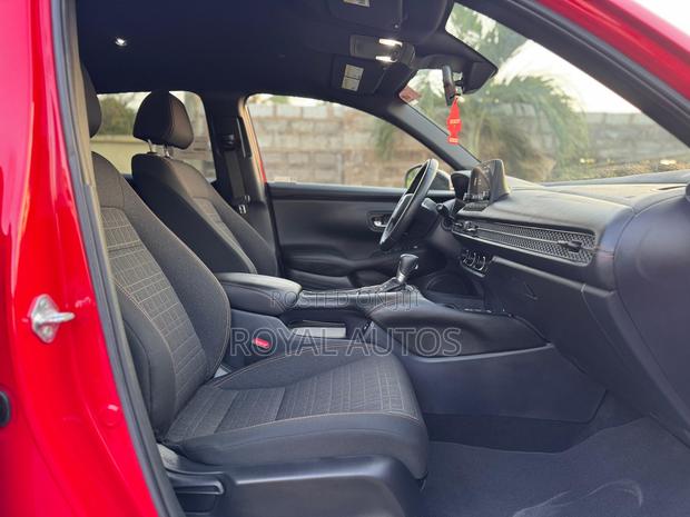 Honda HR-V Sport 2WD CVT 2023 Red photo 7