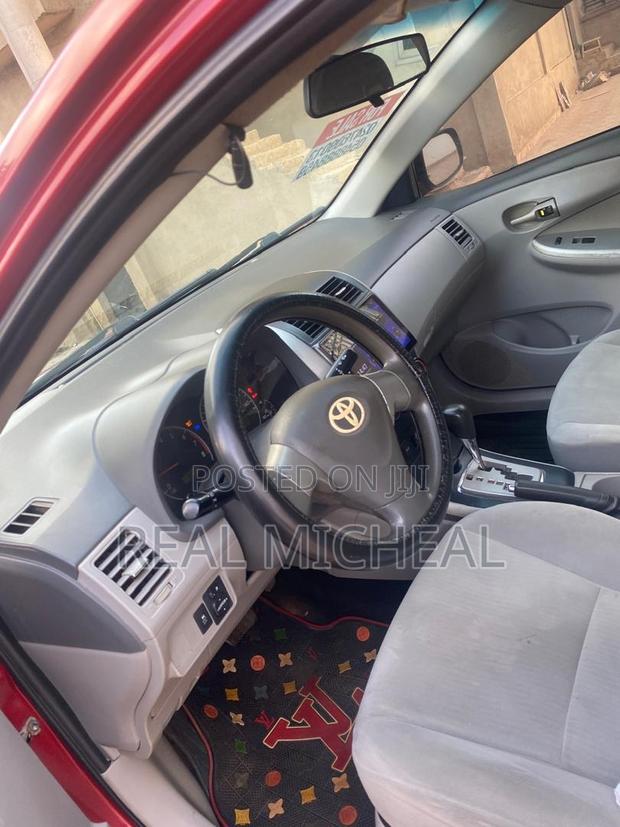 Toyota Corolla 1.6 Advanced m-mt 2009 Red