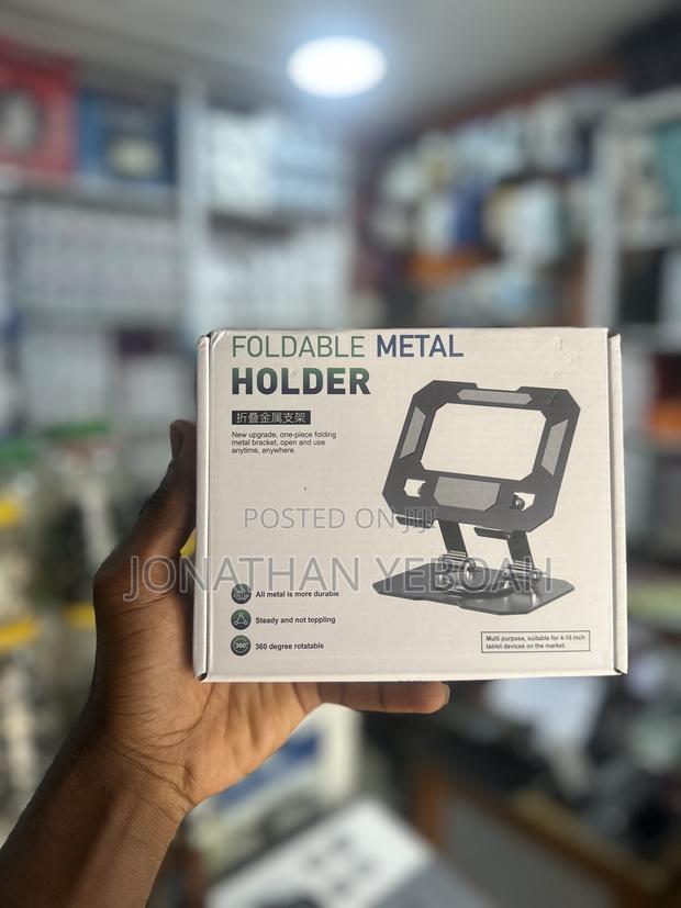 Foldable Metallic Tablet Holder · Photo 3