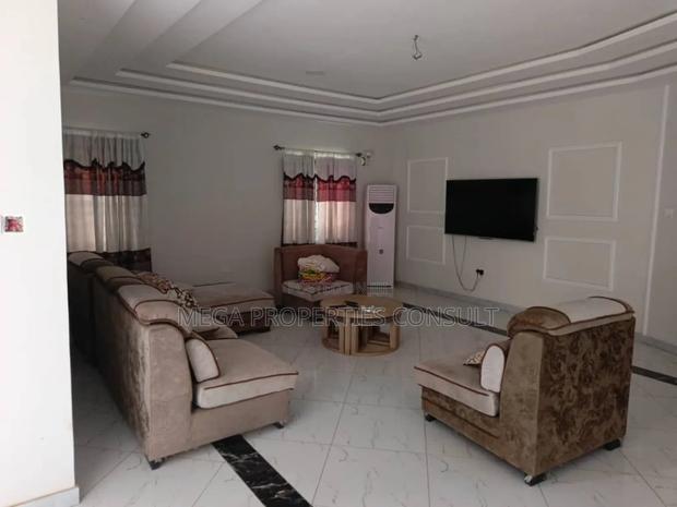 Furnished 2bdrm House in Lake Side Estate for rent · Photo 3