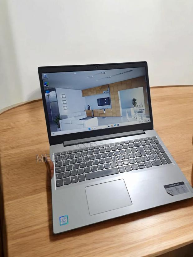 Laptop Lenovo IdeaPad L340 8GB Intel Core i5 SSD 256GB · Photo 4