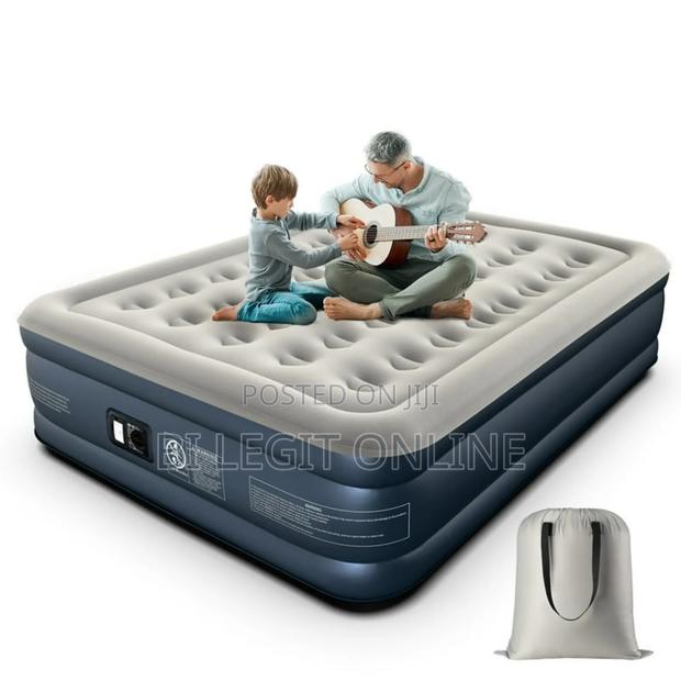 Queen Size Air Bed Mattress photo 2
