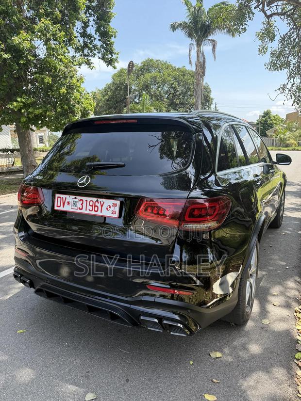 Mercedes-Benz GLC-Class 2019 Black photo 2